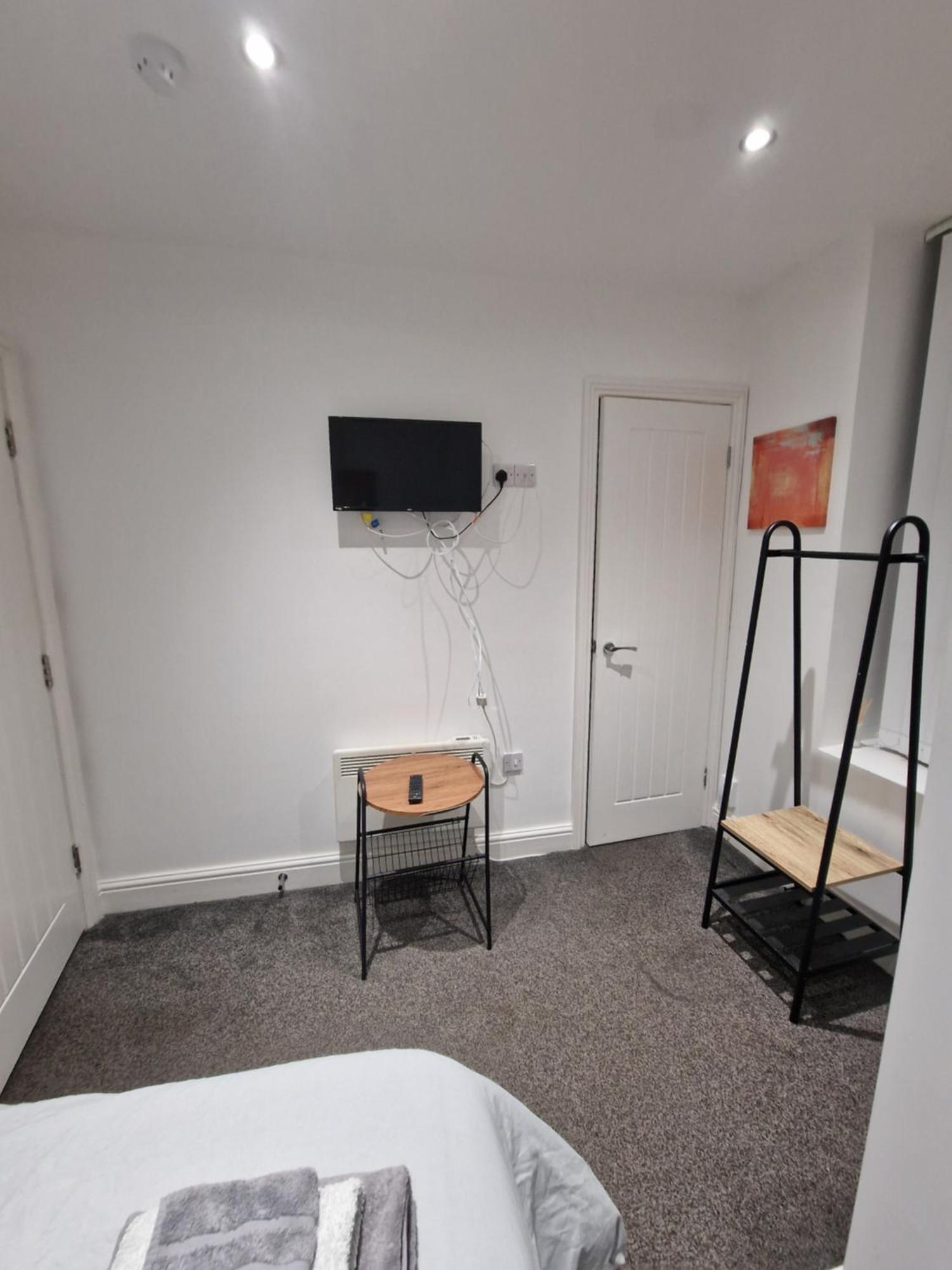 Beautiful Double Bedroom Liverpool Bagian luar foto